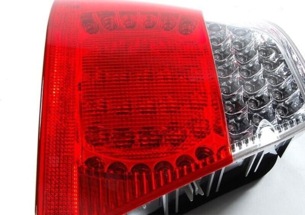 63216937453 - BMW E46 Original 63216937453 Left Rear Light