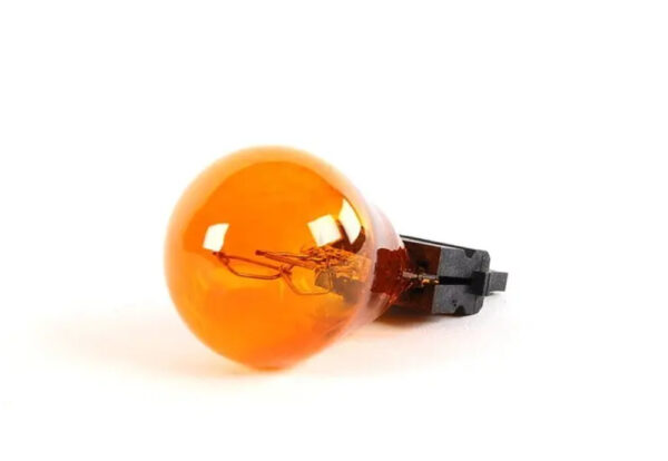 63217160900 - NEW BMW E39 E53 E60 E60N E61 E61N E65 E66 SUV BULBS YELLOW M 63217160900 ORIGINAL