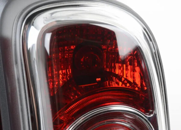 63217255920 - MINI CLUBMAN R55 Rücklichtbaugruppe für die rechte Seitenwand 63217255920 NEU