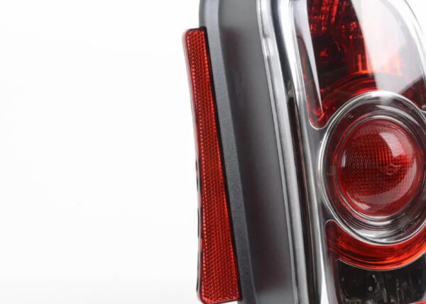 63217255920 - MINI CLUBMAN R55 Rücklichtbaugruppe für die rechte Seitenwand 63217255920 NEU