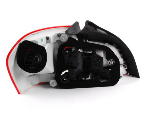 63217273428 - NEW BMW 1 COUPE E82 REAR RIGHT TAILLIGHT 7273428 63217273428 ORIGINAL