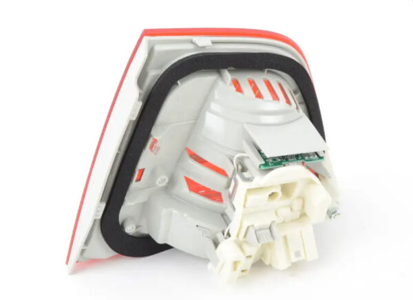 63217289433 - NEW BMW 3 TOURING E91 REAR LEFT TAILLIGHT 63217289433 7289433 ORIGINAL