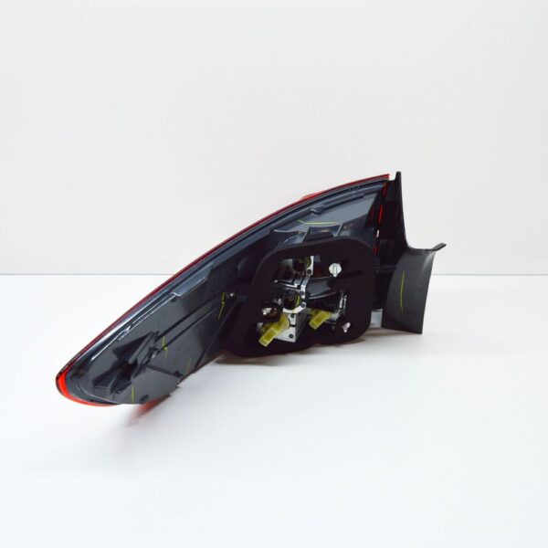 63217295004 - NEW BMW X6 E71 REAR RIGHT TAILLIGHT 63217295004 7295004 ORIGINAL