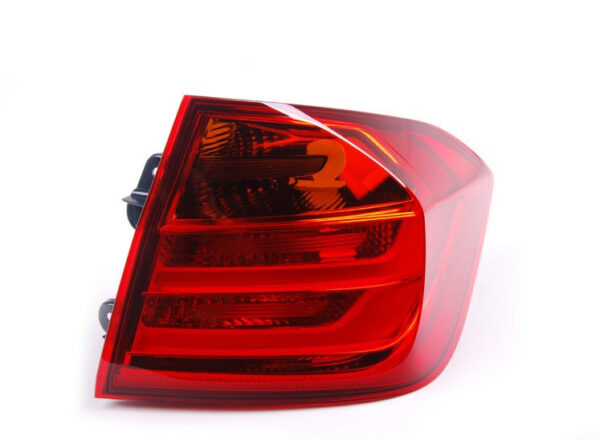 63217312846 - NEW OEM BMW 3 F30 REAR RIGHT SIDE PANEL TAILLIGHT 7312846 63217312846 GENUINE