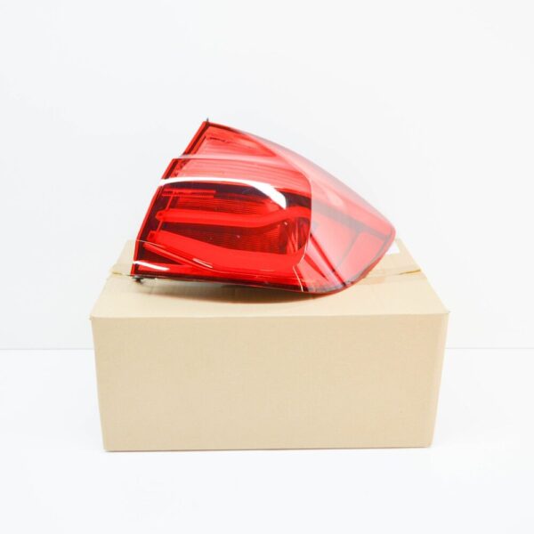 63217372210 - BMW 3 F31 Rear Right Taillight LED 63217372210 7372210 NEW GENUINE