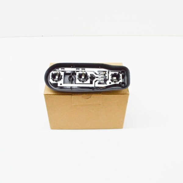 63218371324 - NEW BMW 5 E39 TAIL LIGHT BULB SOCKET 8371324 63218371324 ORIGINAL