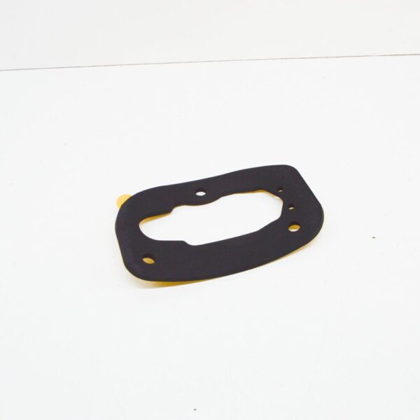 63218386863 - NEW BMW 5 E39 REAR RIGHT TAIL LIGHT GASKET SEAL 63218386863 ORIGINAL