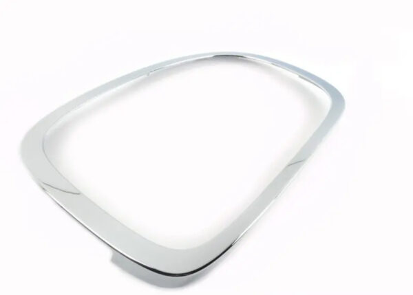 63218495331 - NEW MINI COOPER F55 REAR LEFT TAILLIGHT CHROME SURROUND RING 63218495331