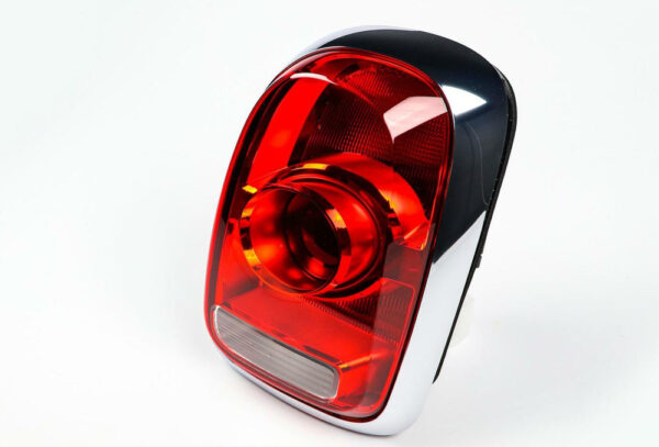 63219477152 - NEW MINI -LANDSMANN F60 REAR RIGHT TAIL LIGHT 63219477152 9477152 GENUINE