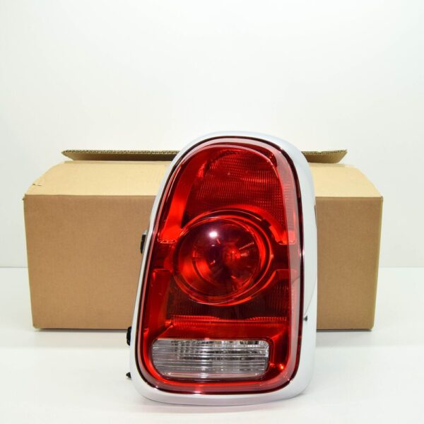 63219477158 - Mini Countryman F60 Rear Right Tail Light 9477158 63219477158 NEW