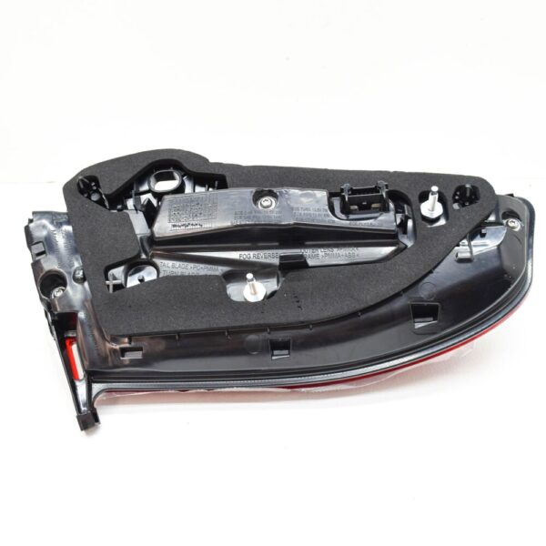 63219854644 - BMW 7 G11 G12 tailgate light rear right 63219854644 new original