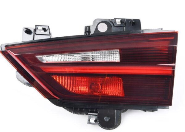 63219881588 - Genuine BMW X2 F39 X2 28i Tail Light Right Tail Light 63219881588