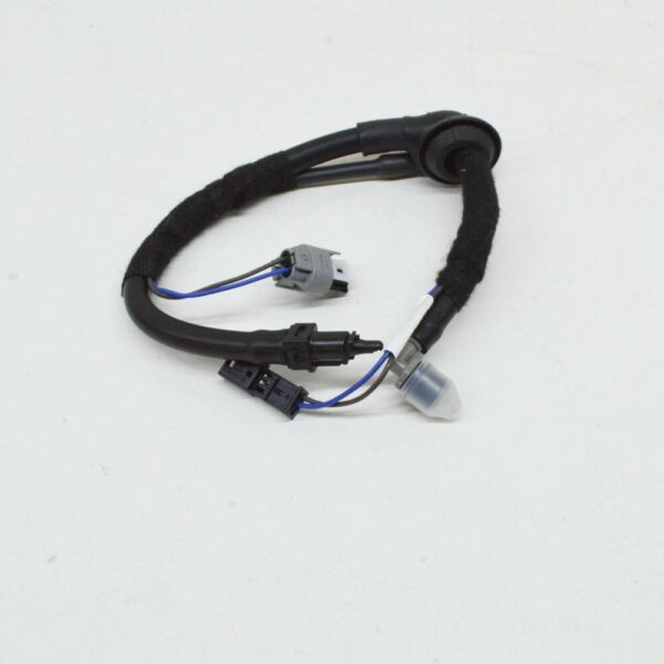 63257350771 - NEW OEM BMW X5 F15 REAR TAILGATE SPRAY NOZZLE WITH HOSE 63257350771 GENUINE