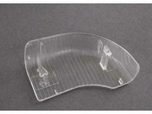 63311374284 - OEM BMW E32 735 740 750IL INTERIOR DOOR LIGHT LENS RIGHT FRONT + WARRANTY NEW