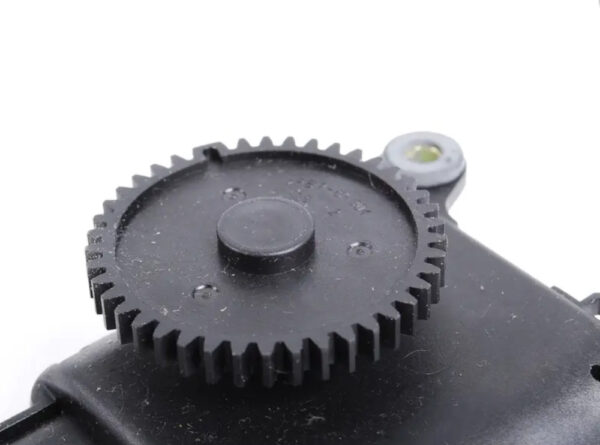64111499112 - MINI COOPER R50, R53 Air Distribution Actuator 64111499112 NEW REAL
