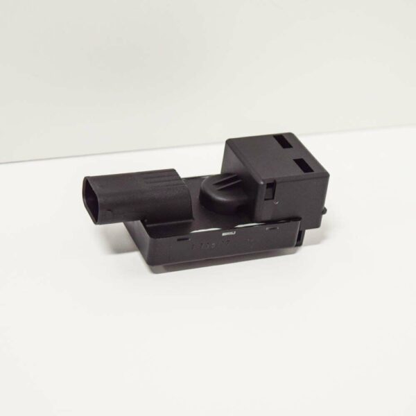 64116933052 - NEW BMW E60 E63 E65 E66 AUC SENSOR RECIRCULATED AIR 64116933052 6933052