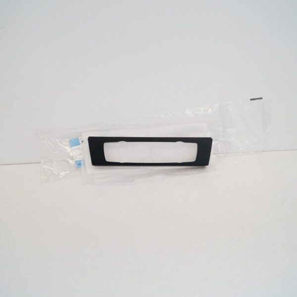 64116956736 - NEW BMW 3 E90 A/C CONTROL PANEL TRIM 64116956736 6956736