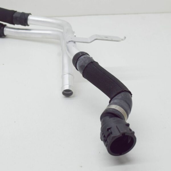 64216821662 - NEW BMW X7 G07 UNDERFLOOR COOLANT PIPE 64216821662 6821662 ORIGINAL