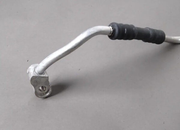 64538372987 - NEW BMW 7 E38 A/C HOSE 8372987 64538372987 ORIGINAL