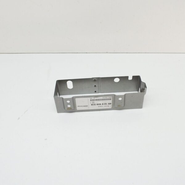 65126909318 - Mount for CD changers for BMW 5 E60 6909318 65126909318 NEW ORIGINAL