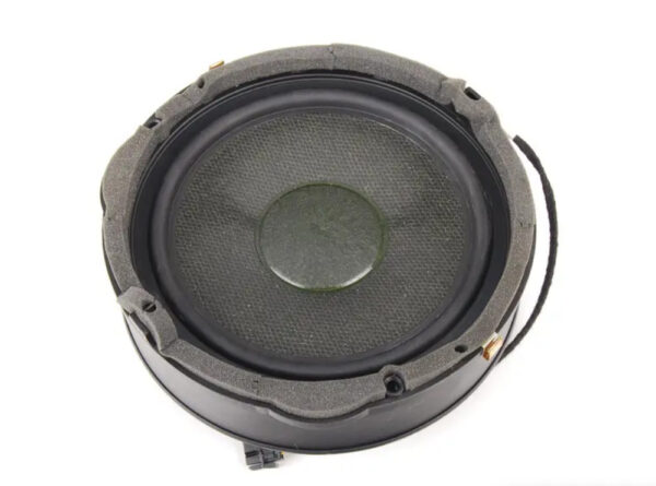 65137894047 - NEW BMW 5 E39 SUBWOOFER 65137894047 7894047 ORIGINAL