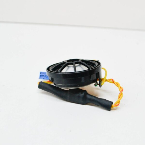 65139217909 - NEW BMW 1 E81 REAR HARMAN KARDON TWEETER 65139217909 9217909 ORIGINAL