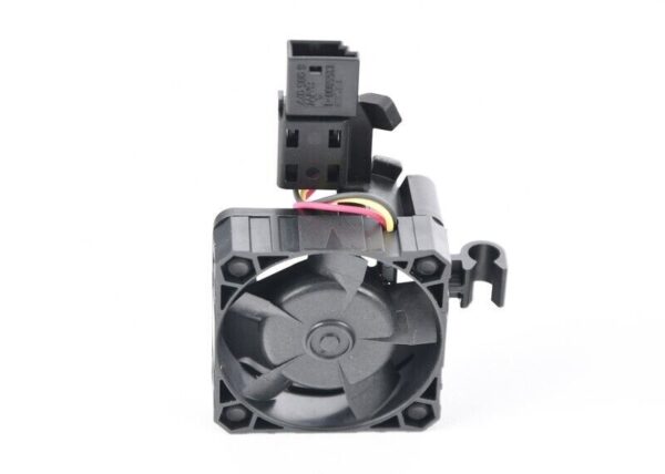 65836933200 - BMW E60 Original 65836933200 Electric Fan