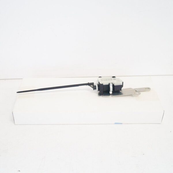 67117190533 - NEW BMW X6 E72 FUEL FILLER FLAP ACTUATOR 67117190533 7190533 ORIGINAL