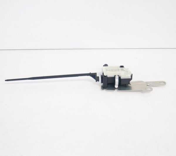 67117190533 - NEW BMW X6 E72 FUEL FILLER FLAP ACTUATOR 67117190533 7190533 ORIGINAL
