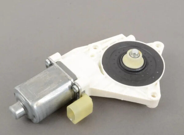 67626934300 - NEW OEM MINI CABRIO R57 REAR RIGHT WINDOW MOTOR 67626934300 6934300 GENUINE