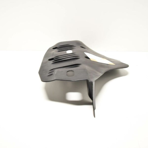 6796138 - NEW BMW 1 F20 REAR RIGHT CONTROL ARM COVER PLASTIC 6796138 2017OEM