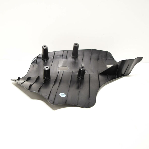 6796138 - NEW BMW 1 F20 REAR RIGHT CONTROL ARM COVER PLASTIC 6796138 2017OEM