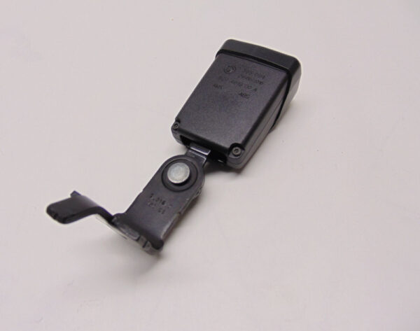 72117395094 - NEW BMW X6 F16 REAR RIGHT SEAT BUCKLE 72117395094 7395094 ORIGINAL