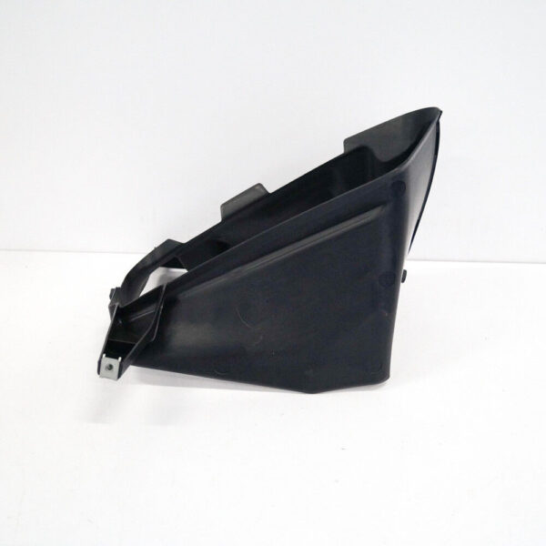 8047398 - NEW BMW 5 F10 M-SPORT AIR DUCT RIGHT SIDE 8047398 51748047398 4.4 PETROLOEM