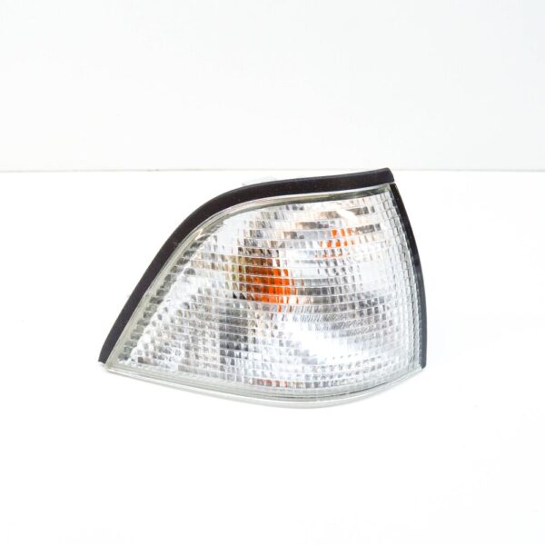 82199403094 - BMW 3 E36 Coupe Front Right Turn Indicator Light 82199403094 New Genuine