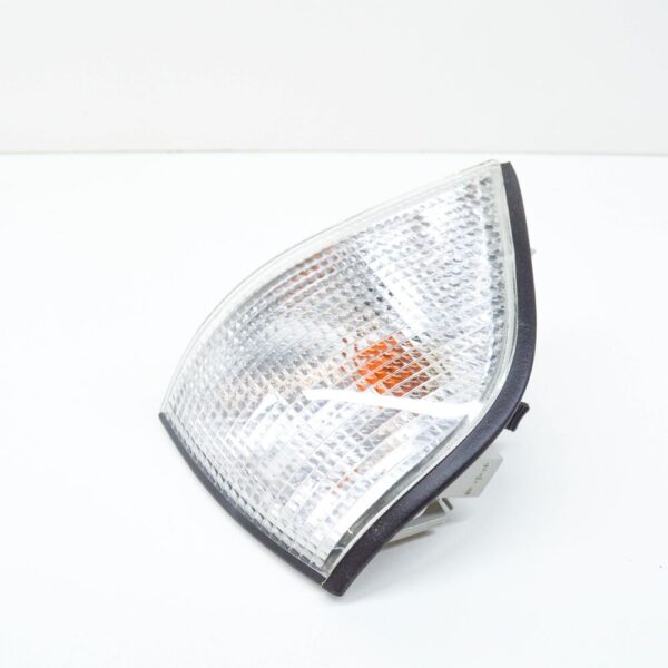 82199403094 - BMW 3 E36 Coupe Front Right Turn Indicator Light 82199403094 New Genuine