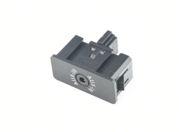 84109229293 - NEW BMW 2 COUPE F22,F87 AUX IN-SOCKET CONNECTOR 84109229293 9229293