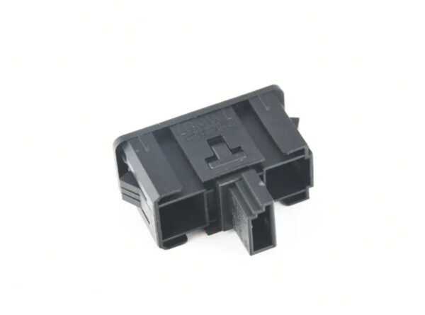 84109229293 - NEW BMW 2 COUPE F22,F87 AUX IN-SOCKET CONNECTOR 84109229293 9229293