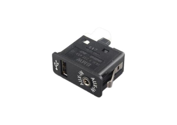 84109237653 - BMW E81 Original AUX USB Socket 84109237653