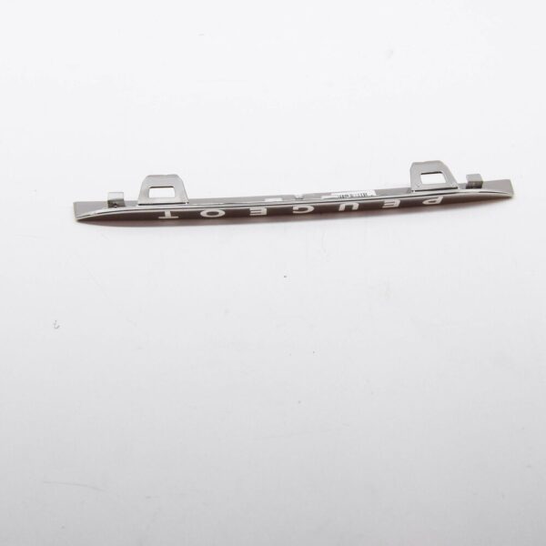 1613497880 - PEUGEOT 208 MK1 A9 FRONT EMBLEM 1613497880 NEW