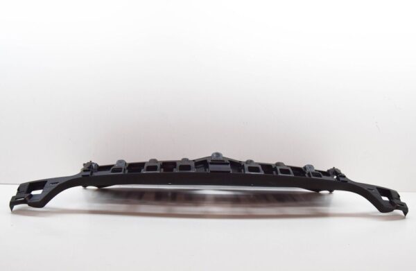 7416L0 - Citroen C4 LC Front Bumper Grille Bracket 7416L0 NEW