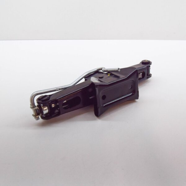 9820445480 - Peugeot 3008 SUV Jack 9820445480 NEW