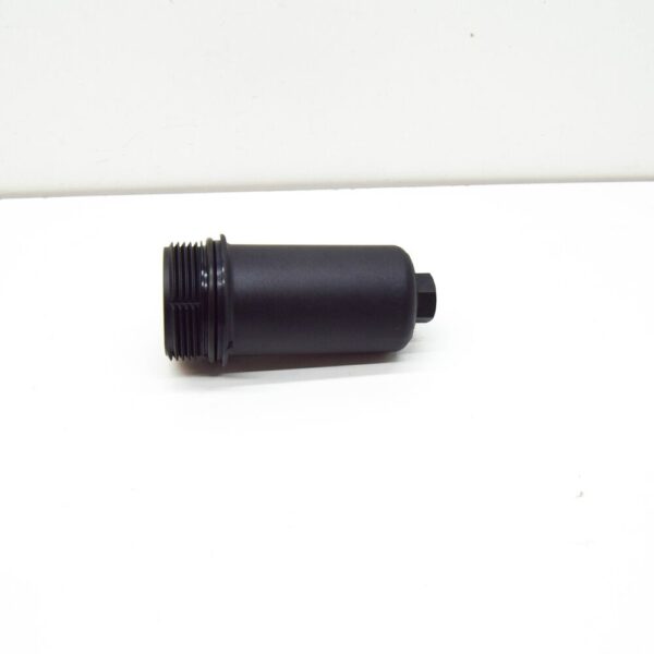 05L115433A - SKODA SUPERB MK3 Oil Filter Cover 05L115433A NEW GENUINE