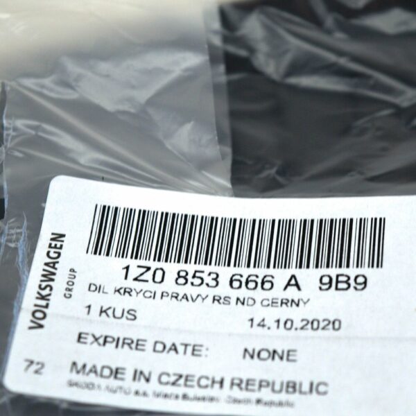 1Z0853666A - NEW ŠKODA OCTAVIA MK2 1Z FRONT APRON RIGHT FOG GRID 1Z0853666A9B9 ORIGINAL