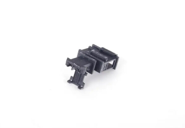 3B0972712 - ŠKODA SUPERB MK3 seat heater flat connector housing front 3B0972712 NEW original