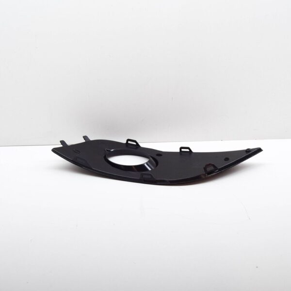 3R0853666A9B9 - SEAT EXEO ST 3R5 Front Bumper Right Grill 3R0853666A9B9 NEW GENUINE