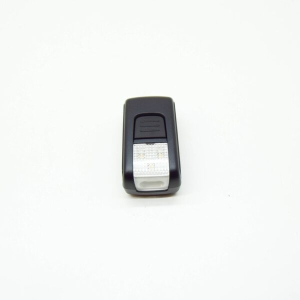 3T0947417E9B9 - ŠKODA SUPERB MK3 Magnetic Flashlight Rear 3T0947417E9B9, Original