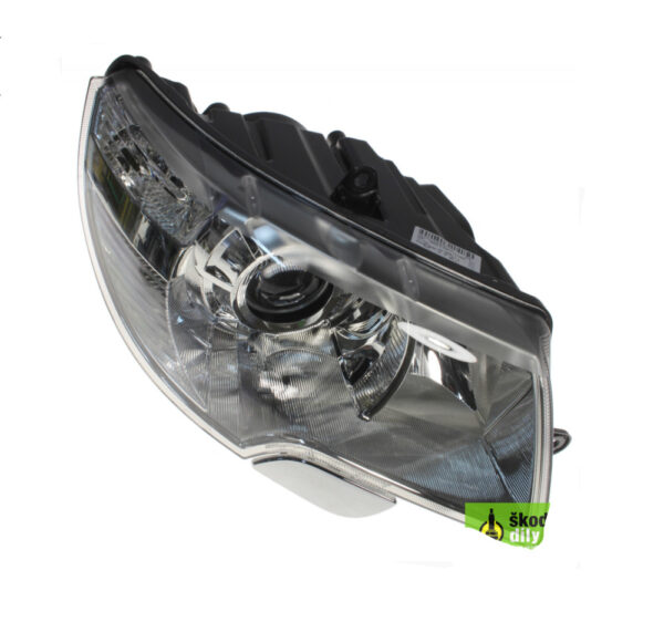 3T1941018C - New SKODA SUPERB MK2 3T Headlight Front Right LHD 3T1941018C Genuine