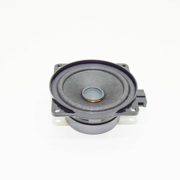 3V0035411E - ŠKODA SUPERB MK3 Midtone Speakers 3V0035411E, Original Part