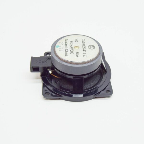 3V0035411E - ŠKODA SUPERB MK3 Midtone Speakers 3V0035411E, Original Part